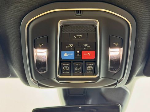 New 2025 Jeep Grand Cherokee L Summit w/ Obsidian Package image 28