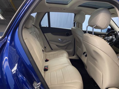 Used 2020 Mercedes-Benz GLC 300 4MATIC image 37