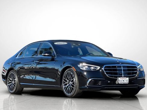 Certified 2025 Mercedes-Benz S 580 4MATIC Sedan image 19