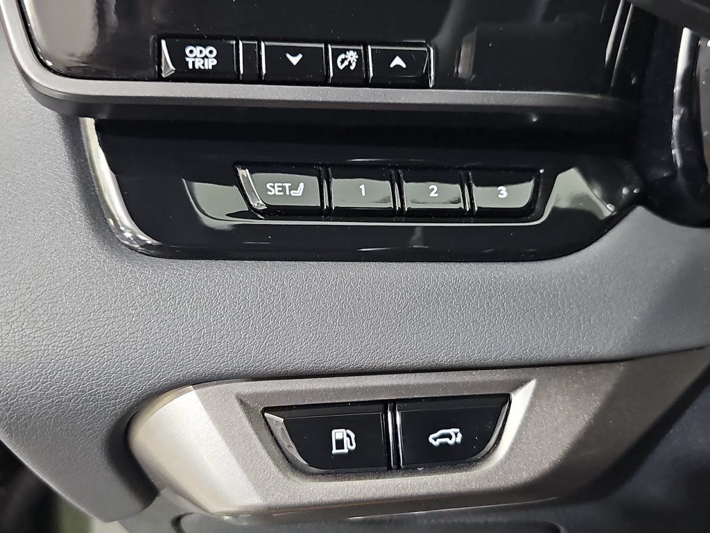 Certified 2023 Lexus RX 350 Premium Plus w/ Cold Area Package AWD/4WD image 25