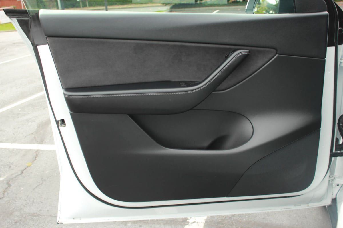 Used 2022 Tesla Model Y Long Range AWD/4WD image 9