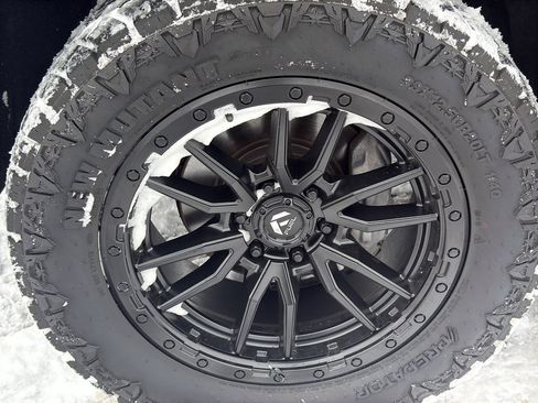 Used 2021 GMC Sierra 1500 Elevation image 10