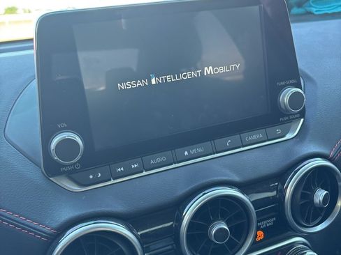 Used 2024 Nissan Sentra SR w/ SR Premium Package image 7