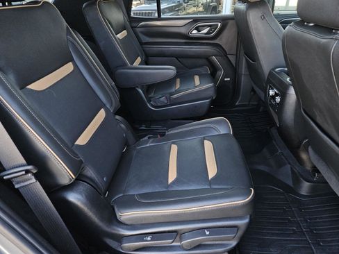 Used 2021 GMC Yukon AT4 w/ Technology Package image 33