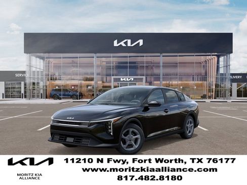 New 2025 Kia K4 LXS image 1
