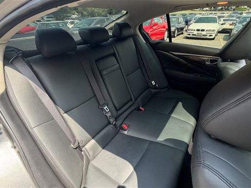 Used 2018 INFINITI Q50 Luxe w/ Essential Package (3.0T Luxe) AWD/4WD image 22