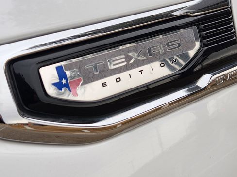 Used 2019 GMC Sierra 1500 SLT image 11