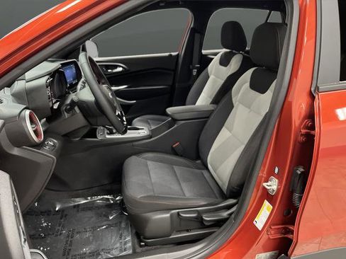 Used 2024 Chevrolet Trax RS w/ Driver Confidence Package image 4