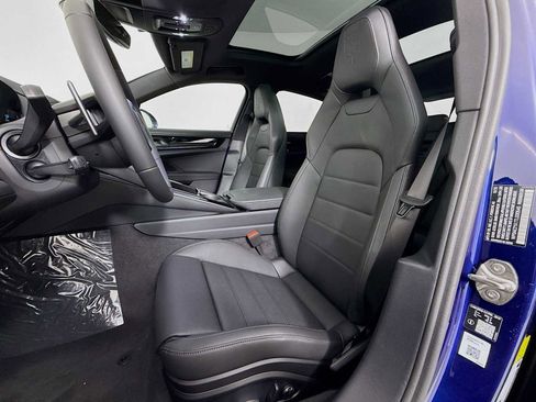 New 2026 Porsche Panamera 4 image 5