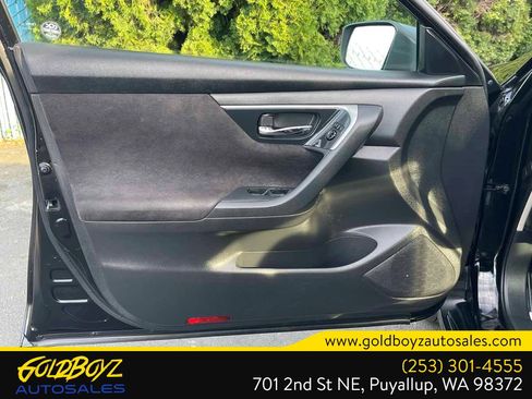 Used 2013 Nissan Altima 2.5 S FWD image 35