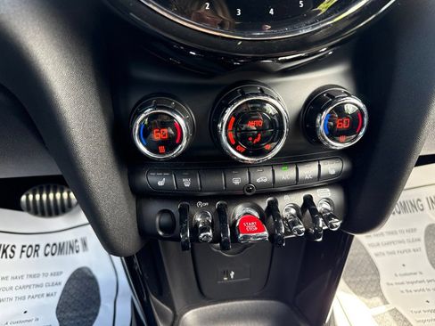 Used 2022 MINI Cooper John Cooper Works FWD image 25