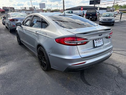 Used 2020 Ford Fusion Titanium FWD image 5