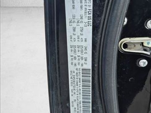 Used 2019 Dodge Journey SE FWD image 15
