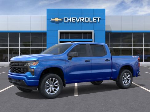 Used 2026 Chevrolet Silverado 1500 Custom AWD/4WD image 2