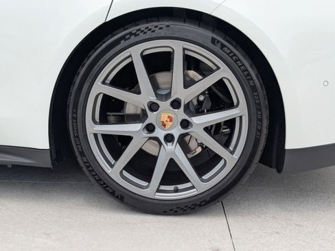 New 2025 Porsche Panamera 4 AWD/4WD image 28