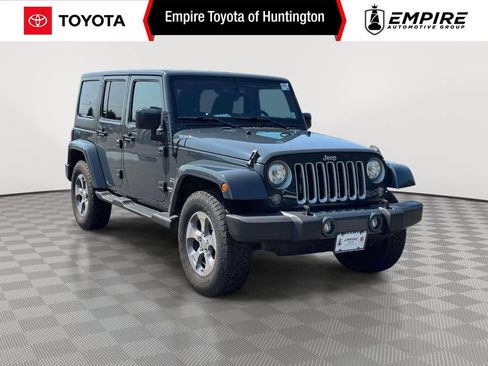 Used 2017 Jeep Wrangler Unlimited Sahara AWD/4WD image 1