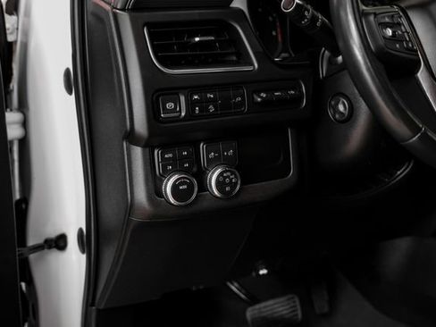 Used 2021 GMC Yukon AT4 w/ AT4 Premium Package AWD/4WD image 27