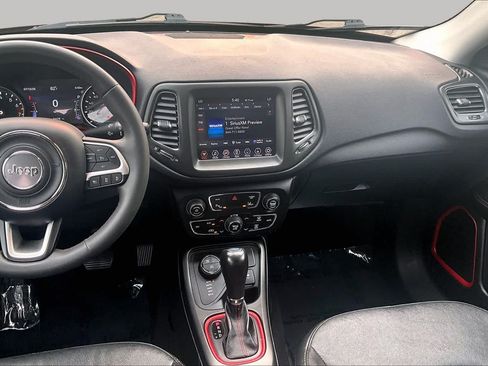 Used 2021 Jeep Compass Trailhawk AWD/4WD image 7