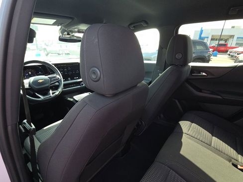 Used 2025 Chevrolet Equinox LT image 27