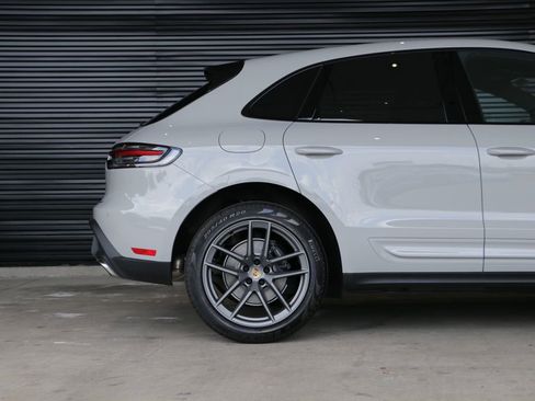 New 2026 Porsche Macan image 10