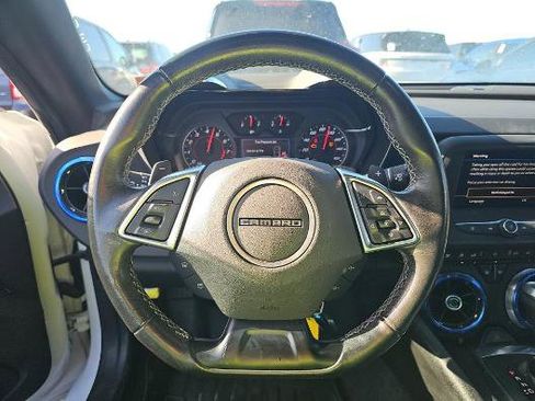 Used 2020 Chevrolet Camaro LT image 5