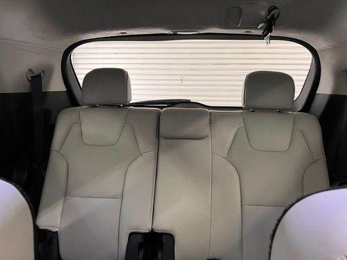 Used 2020 Kia Telluride SX w/ SX Prestige Package image 17