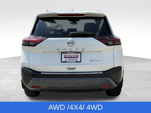 Used 2022 Nissan Rogue SV w/ SV Premium Package AWD/4WD image 11