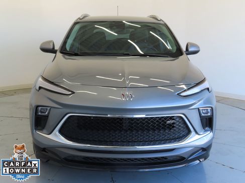 Used 2024 Buick Encore GX Sport Touring image 10