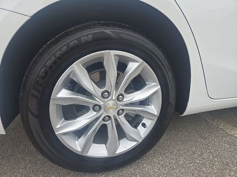 Used 2025 Chevrolet Malibu LT image 11