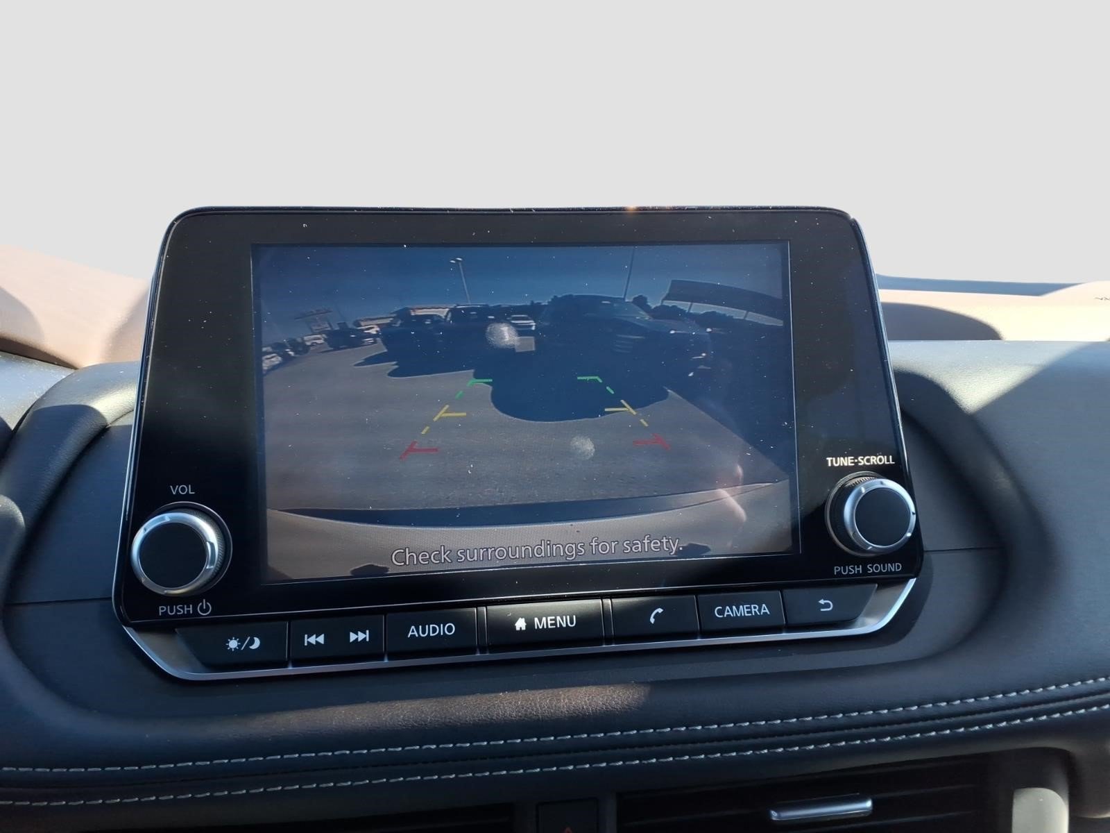 Used 2023 Nissan Rogue S AWD/4WD image 17
