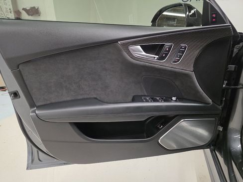 Used 2018 Audi RS 7 Performance w/ Driver Assistance Package image 28