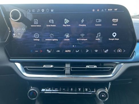 Used 2025 Chevrolet Equinox EV LT w/ LPO, Blackout Package image 8