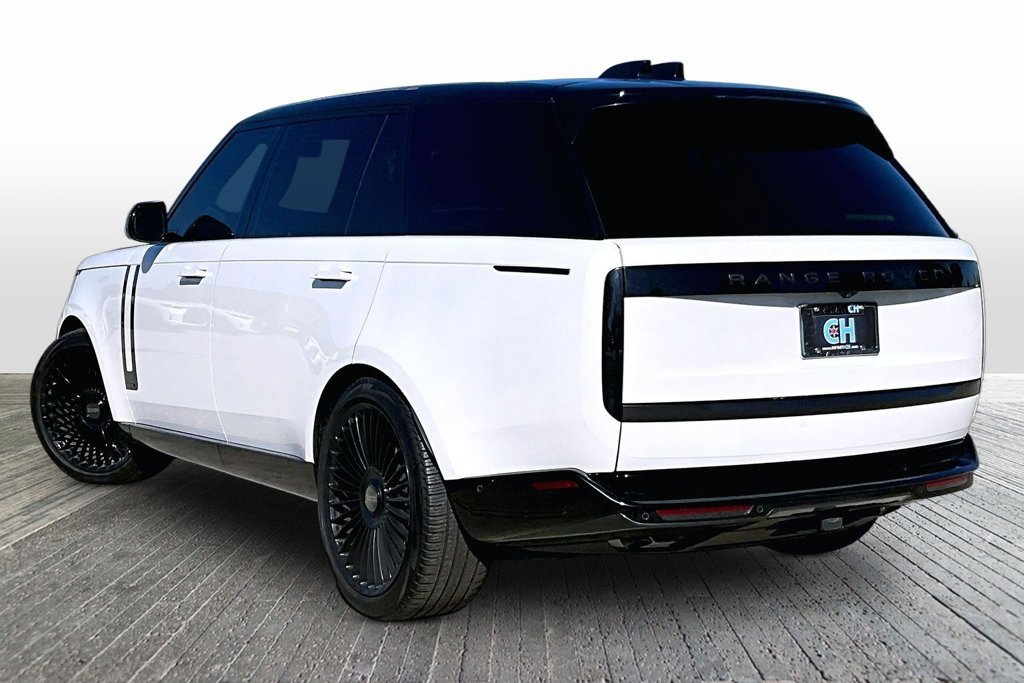 Used 2024 Land Rover Range Rover Long Wheelbase Autobiography AWD/4WD image 6