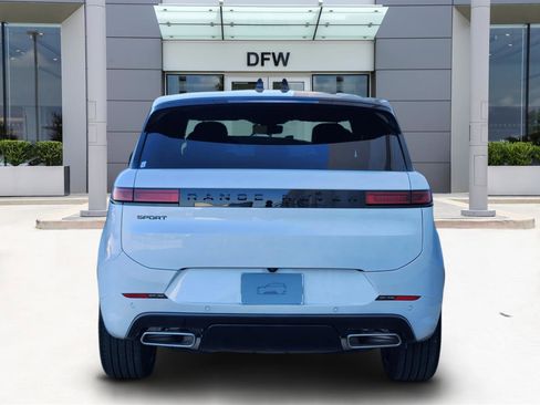 New 2026 Land Rover Range Rover Sport Dynamic SE image 6