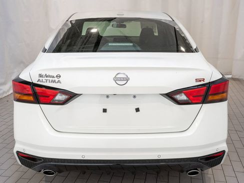 New 2025 Nissan Altima 2.5 SR image 5