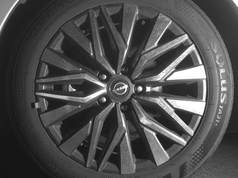 Used 2025 Nissan Altima 2.5 SV image 12