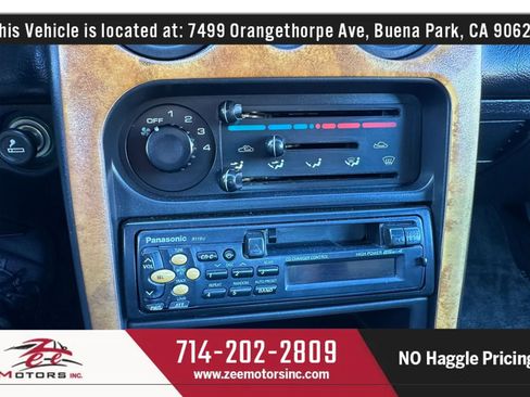 Used 1996 MAZDA MX-5 Miata RWD image 27