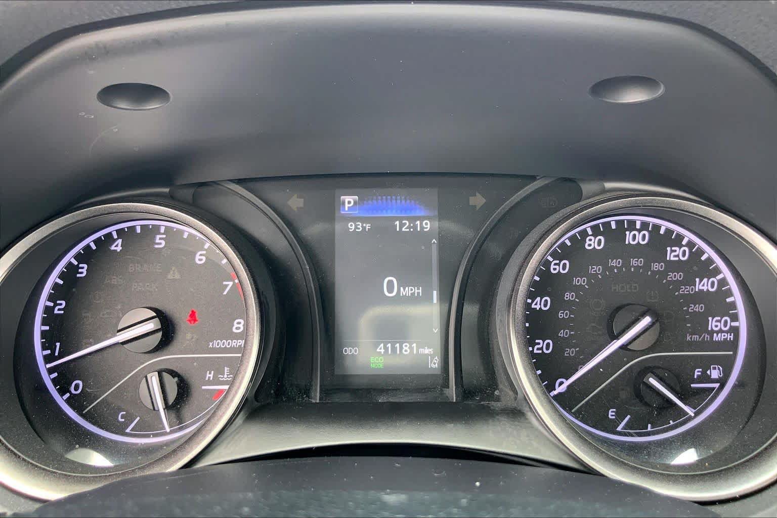 Used 2022 Toyota Camry SE FWD image 25