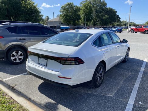 Used 2024 Honda Accord EX image 18