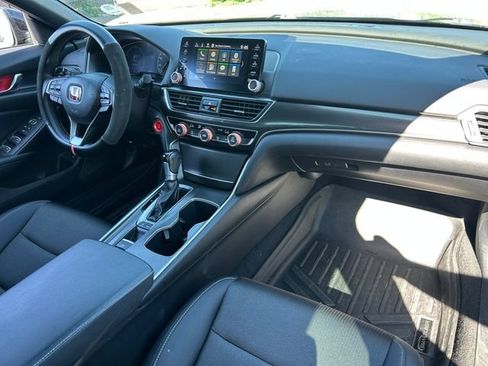 Used 2019 Honda Accord Sport image 32
