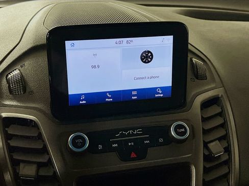 Certified 2021 Ford Transit Connect XLT FWD image 17