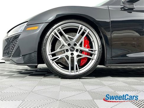 Used 2022 Audi R8 V10 performance image 39