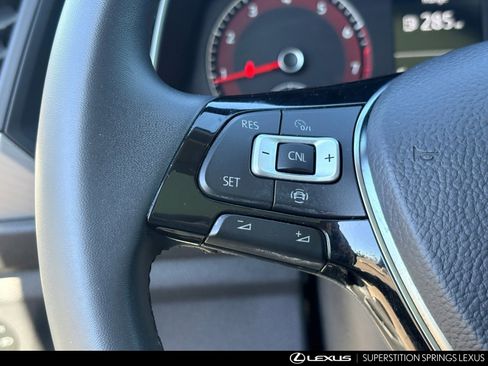 Used 2020 Volkswagen Jetta SE image 20