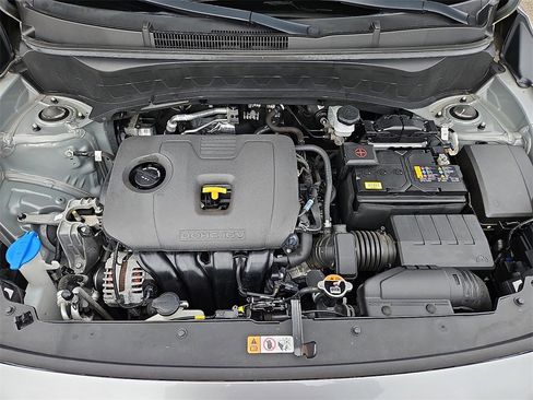 Certified 2022 Kia Seltos LX image 29