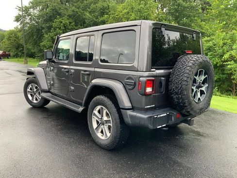 Used 2021 Jeep Wrangler Unlimited Sahara w/ Cold Weather Group AWD/4WD image 7