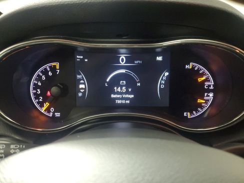 Used 2020 Jeep Grand Cherokee Altitude image 25