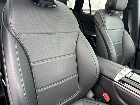 Certified 2023 Mercedes-Benz GLC 300 4MATIC image 36