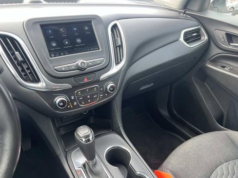 Used 2019 Chevrolet Equinox LT FWD image 28