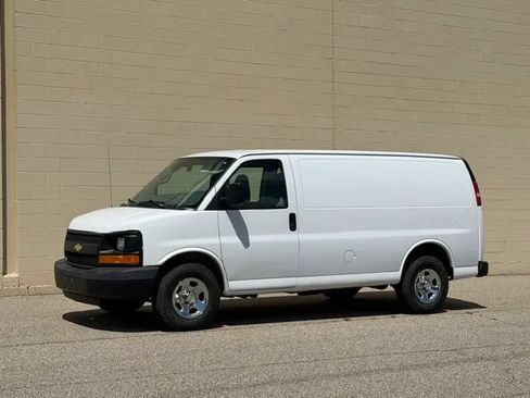Used 2007 Chevrolet Express 1500 RWD image 7