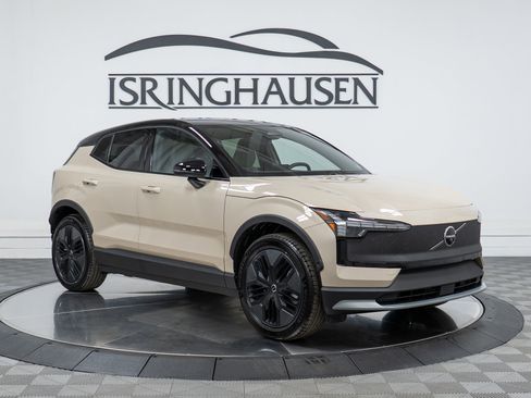 New 2026 Volvo EX30 Cross Country Ultra w/ Protection Package Premier image 3